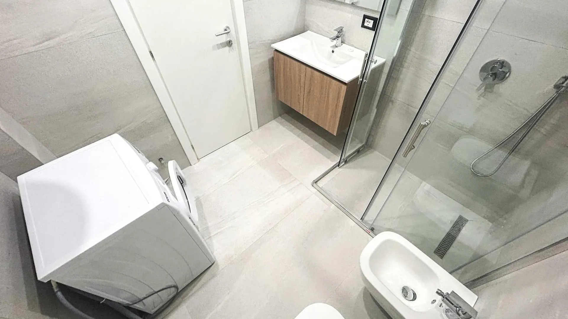 Maro Apartment 1372 Durrës