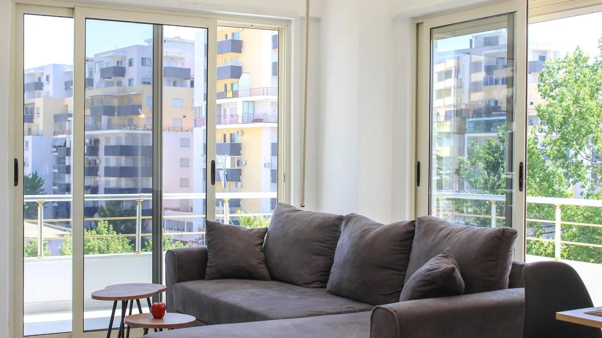 Maro Apartment 1372 Durrës