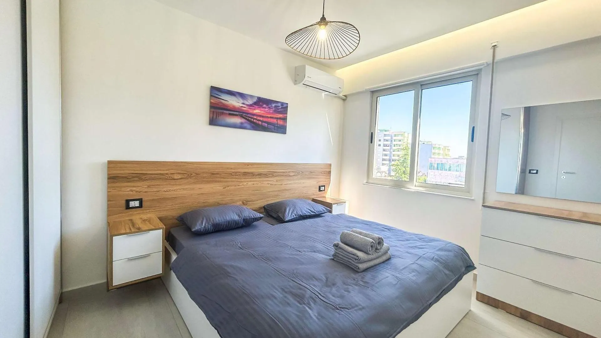 Maro Apartment 1372 Durrës